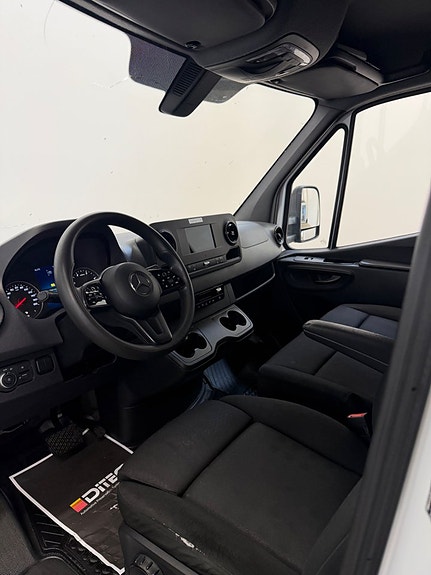 Mercedes-Benz Sprinter 317 10 of 14