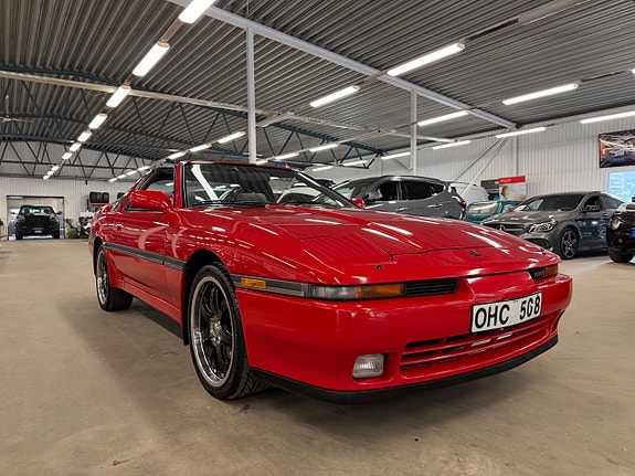 Toyota Supra 3 of 9