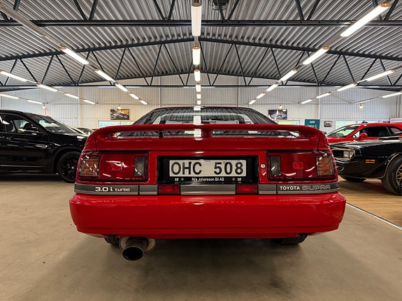 Toyota Supra 5 of 9