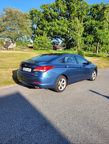 Hyundai i40 2 of 6