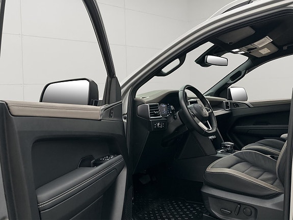 Volkswagen Amarok 13 of 30