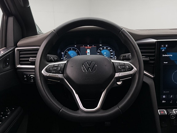 Volkswagen Amarok 16 of 30