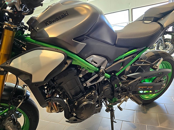 Kawasaki Z900 SE 13 of 13