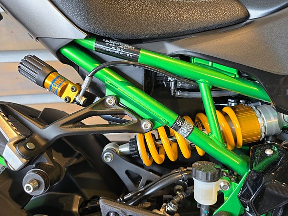 Kawasaki Z900 SE 8 of 13