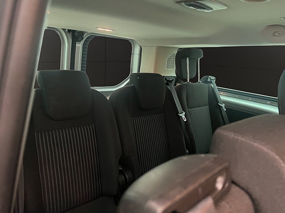Ford Transit Custom 21 of 28