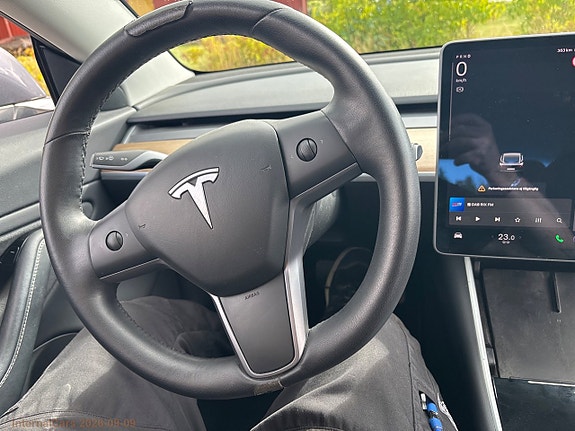 Tesla Model 3 27 of 27