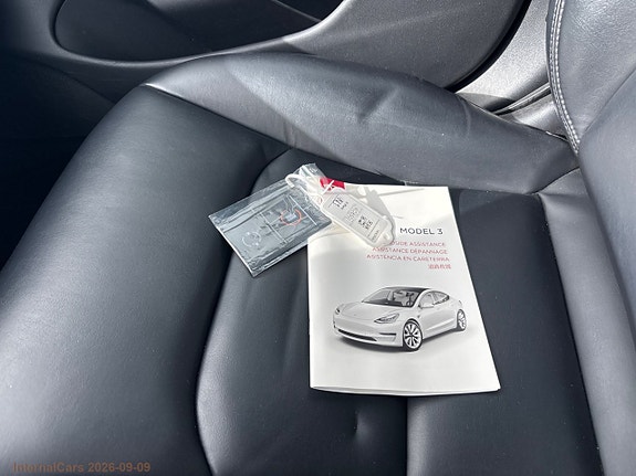 Tesla Model 3 23 of 27