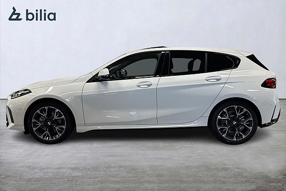 BMW 120 3 of 19