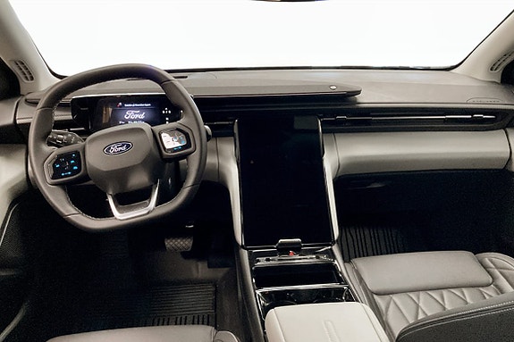 Ford Explorer 4 of 9