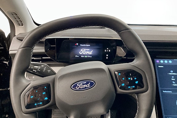 Ford Explorer 7 of 9