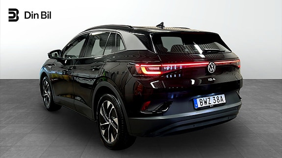 Volkswagen ID.4 3 of 21