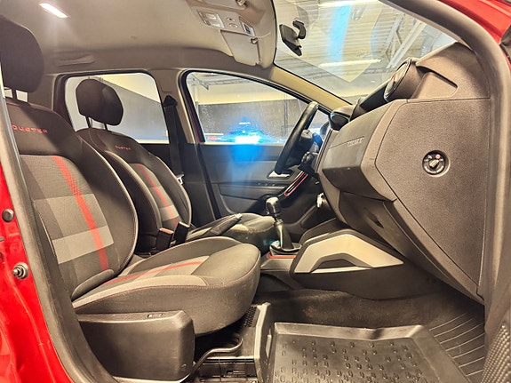 Dacia Duster 6 of 16