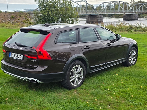 Volvo V90 Cross Country 5 of 8
