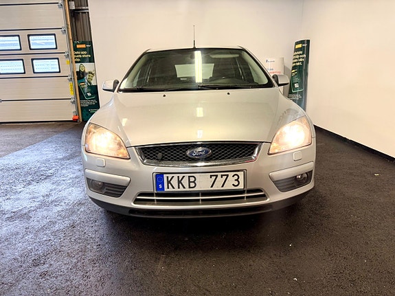 Ford Focus 12 of 13
