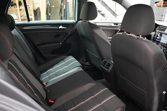 Volkswagen Golf I 23 of 25