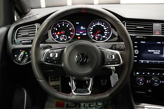 Volkswagen Golf I 14 of 25