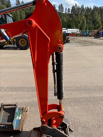 Kubota U10 - 3 21 of 30