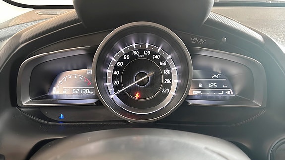 Mazda CX-3 14 of 16