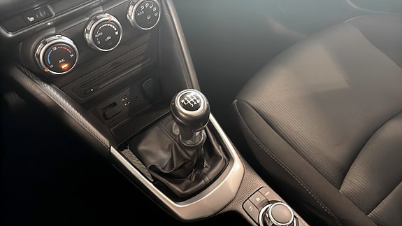 Mazda CX-3 16 of 16