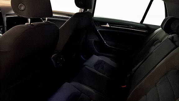 Volkswagen Golf I 11 of 12