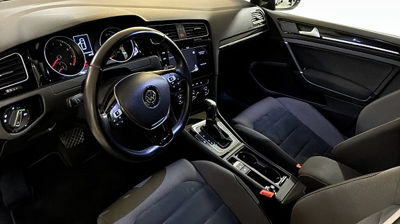 Volkswagen Golf I 7 of 12