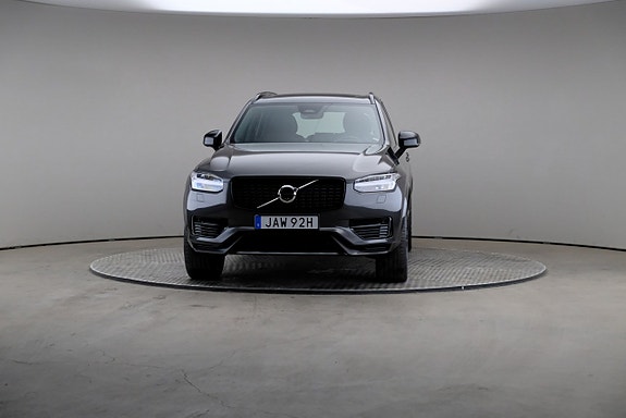 Volvo XC90 3 of 30