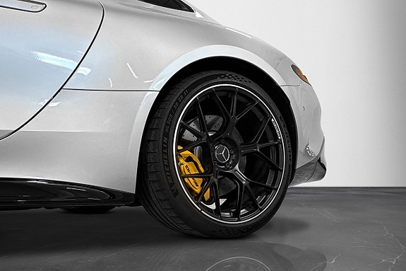 Mercedes-Benz AMG GT 63 26 of 30