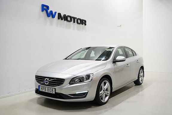Volvo S60 2 of 24