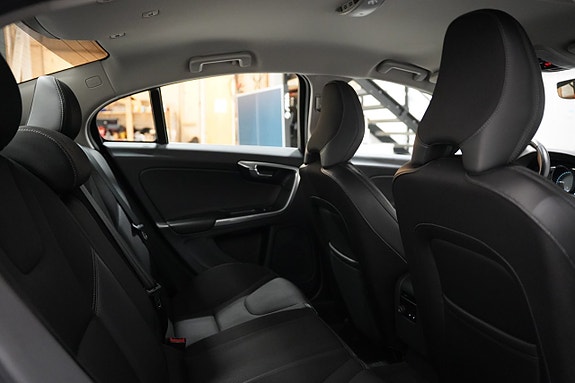 Volvo S60 23 of 24