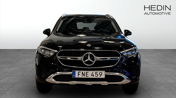 Mercedes-Benz GLC300 de 8 of 12