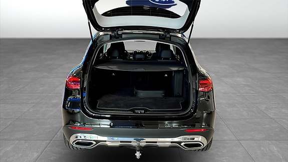 Mercedes-Benz GLC300 de 10 of 12