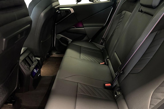 BMW X3 11 of 21