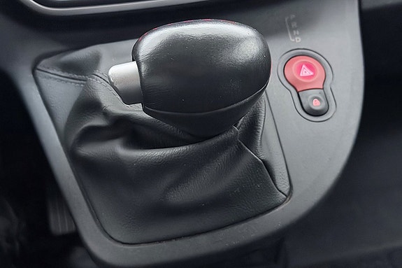 Renault Kangoo 21 of 24