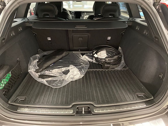Volvo V60 18 of 26