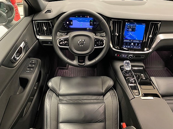 Volvo V60 10 of 26