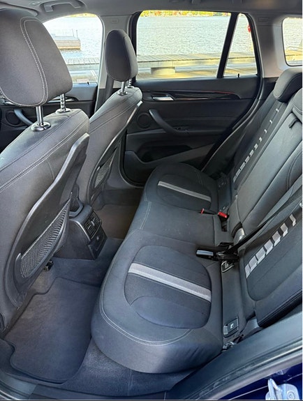 BMW X1 7 of 13