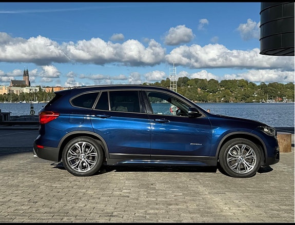 BMW X1 4 of 13