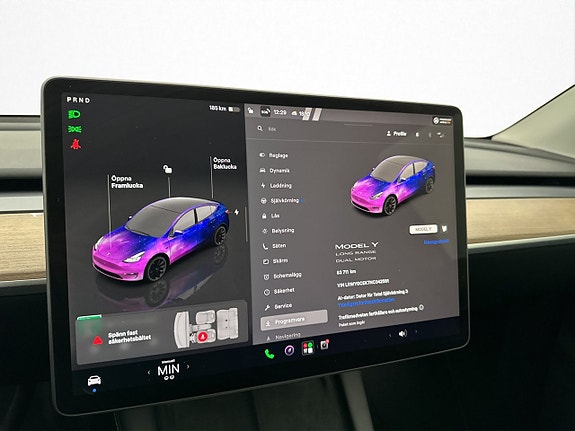 Tesla Model Y 24 of 29