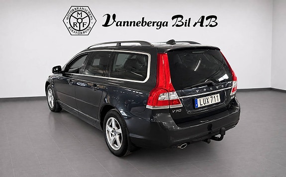 Volvo V70 4 of 7