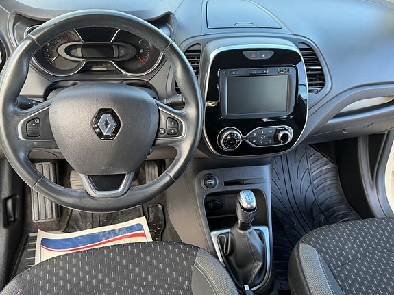 Renault Captur 17 of 19
