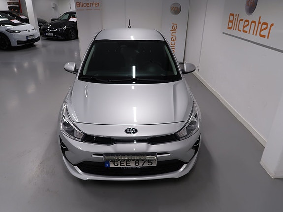 Kia Rio 11 of 29