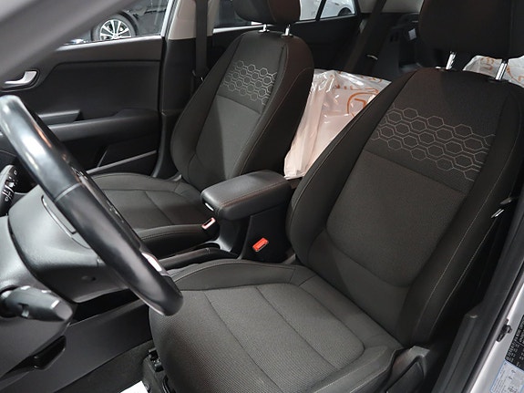 Kia Rio 16 of 29