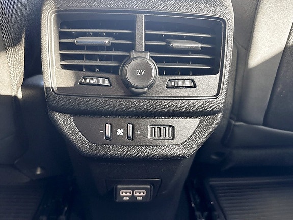 Peugeot 5008 15 of 19