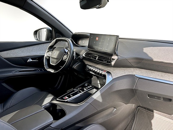 Peugeot 5008 13 of 19