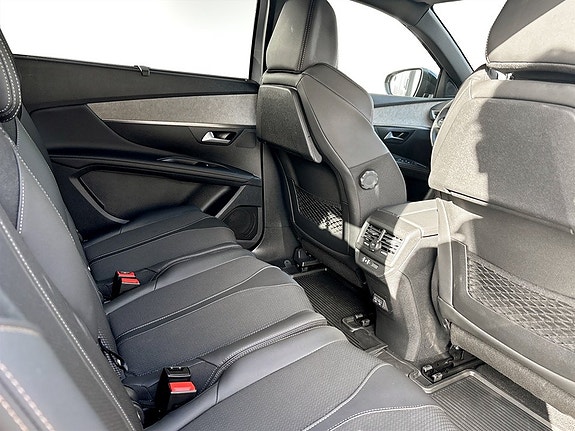 Peugeot 5008 14 of 19