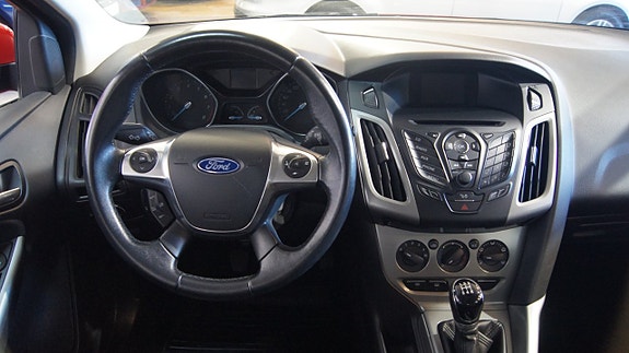Ford Focus 8 of 10