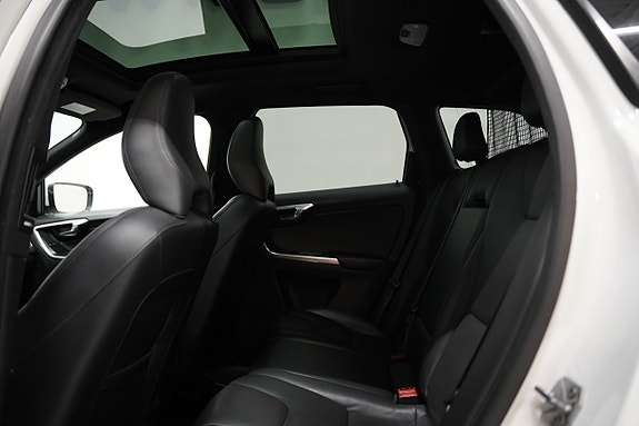Volvo XC60 23 of 26
