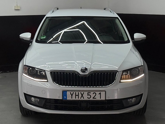 Skoda Octavia 3 of 20