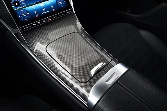 Mercedes-Benz GLC300 de 14 of 25