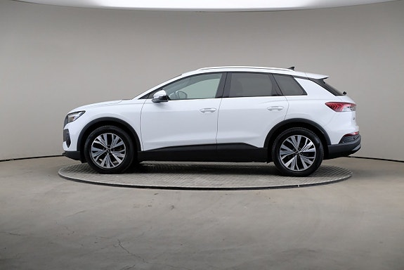 Audi Q4 e-tron 4 of 25